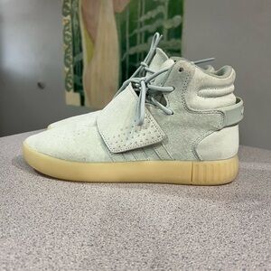 Adidas Tubular Strap